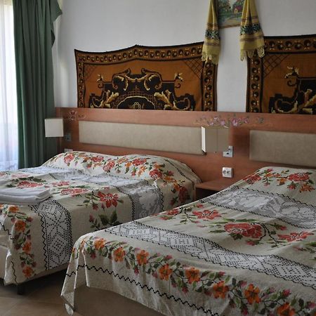 Pensiune Muzeu Traditional Poveste In Transilvania Sighişoara Exteriör bild